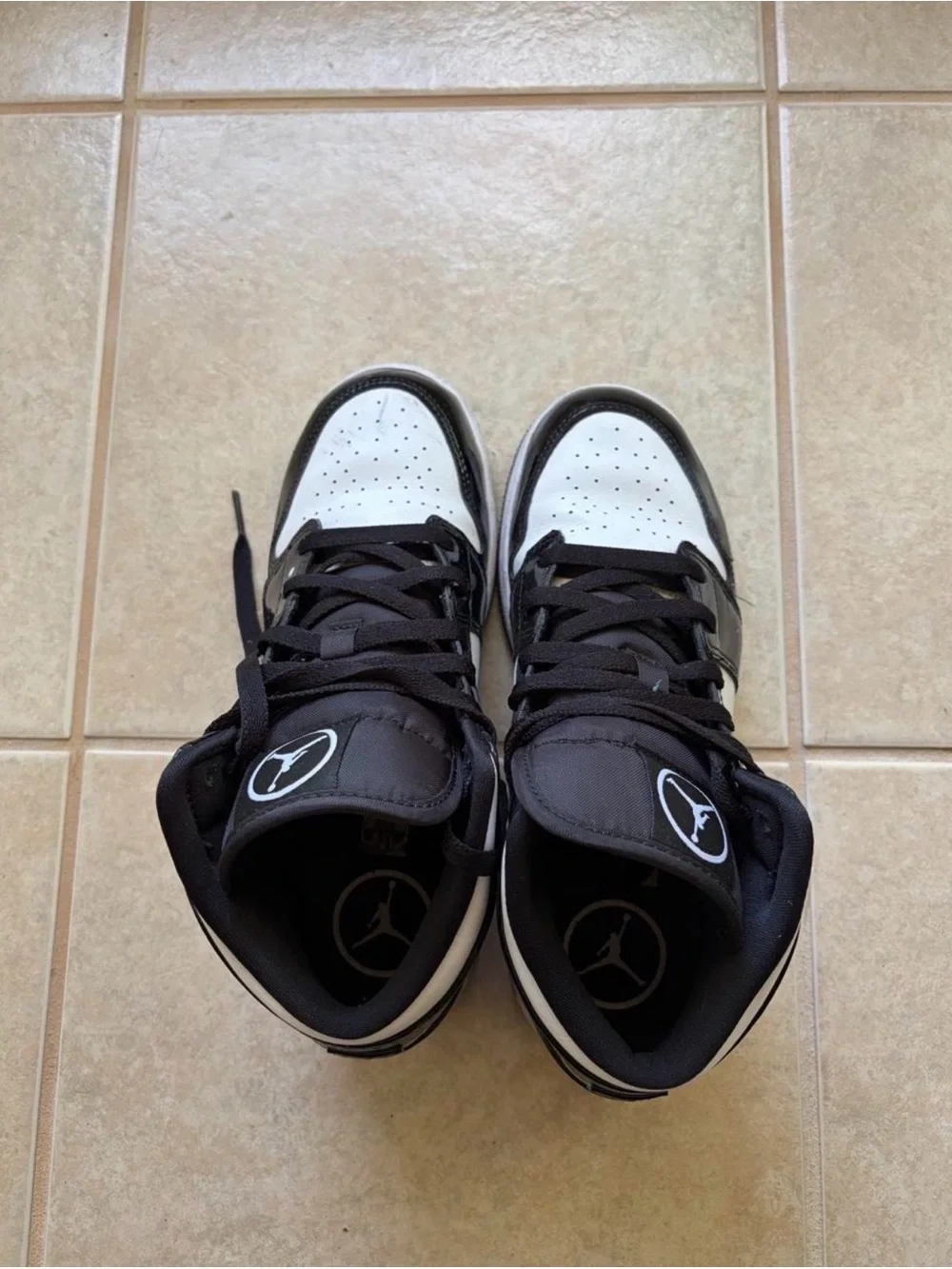 Jordan 1 Mid Carbon Fiber 2021’s. Womens Size 8; Boys Size 6.5Y